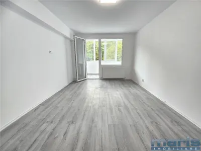 Apartament 2 camere Tudor etaj 3 renovat recent. - foto 4