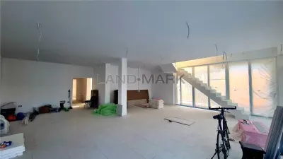 Cladire comerciala 563 mp utili, pozitie excelenta la bulevard - foto 3