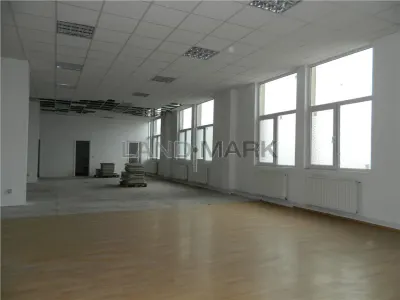 Spatiu open space 200 mp sau 400 mp , zona Sagului Rebreanu - foto 4