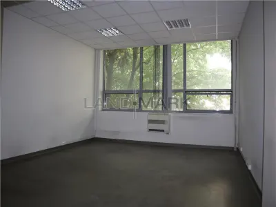Spatiu pentru birouri, Complex Favorit - foto 1