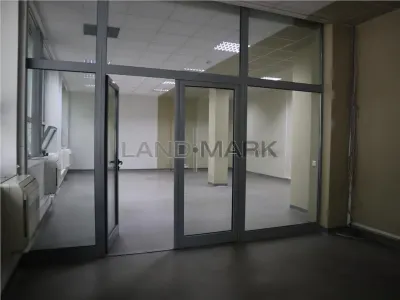 Spatiu pentru birouri, Complex Favorit - foto 3