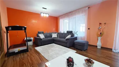 Unitate in Duplex Dumbravita intre strazile Balcescu-Ferventia padure - foto 13