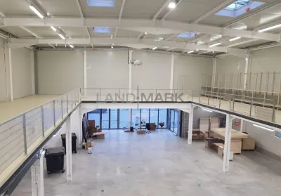 Spatiu comercial 890 mp, zona Girocului, parcare privata. - foto 4