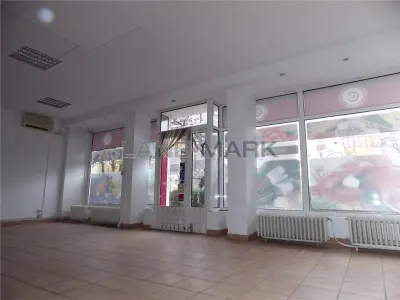 Exclusivitate! Spatiu Comercial 100 mp Dambovita, vad comercial - foto 2