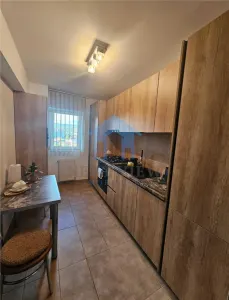 Apartament 2 camere, Piata 1 Mai - foto 4