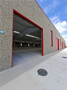 Hala din beton, 3600 mp, ISU, 12 porti TIR, unica in jud. IF - foto 16