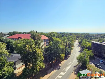 Apartament cu 2C spatios, in Copou, blocul Azimut - foto 8