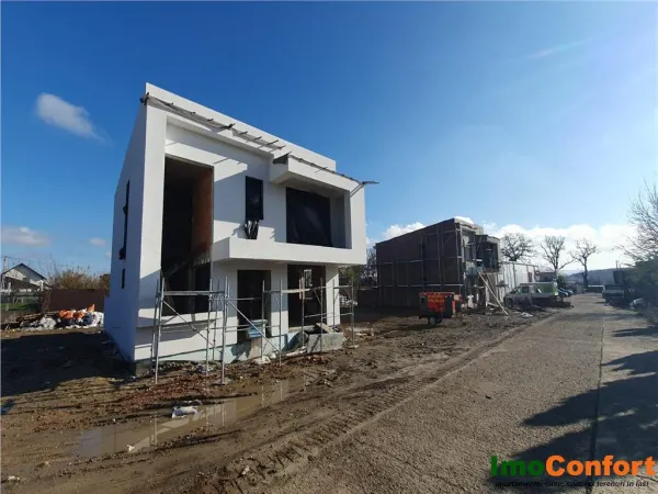 Casă 4 camere Iași - poza 2