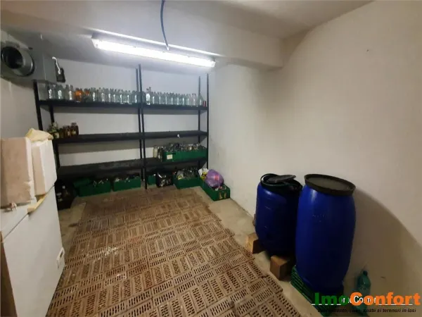 Casă 8 camere Iași - poza 11