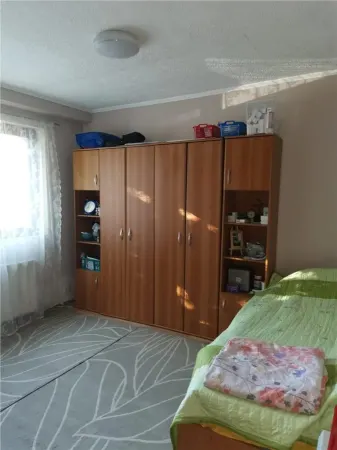 Casă 8 camere Voluntari - poza 9