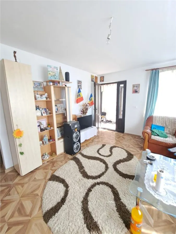 Casă 4 camere Ștefănești - poza 1