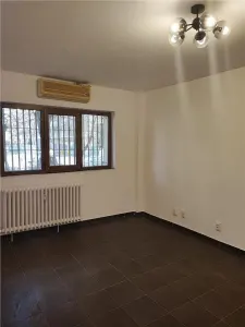 Apartament la parter - Bucuresti