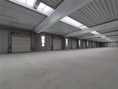 Hala din beton 1200 mp, 2026, ideal depozitare-productie-servicii - foto 8