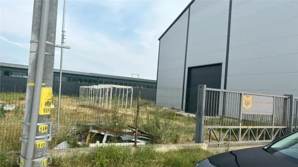 Spațiu industrial Mărăcineni - poza 2