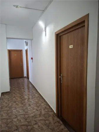 Casă 15 camere București - poza 3