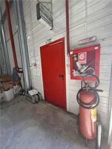 Stefanesti-A3-Hala 2100 mp,cu birouri clasa A,ISU, 4,60 e/mp - foto 11