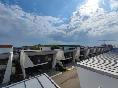 Casă 5 camere Voluntari - poza 24