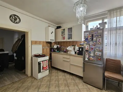 Casa spatioasa cu 3 apartamente de vanzare in Sibiu - foto 21