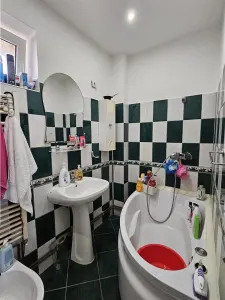 Casa spatioasa cu 3 apartamente de vanzare in Sibiu - foto 24