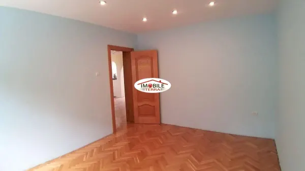 Casă 8 camere Cisnădie - poza 8