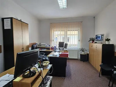 Casa de inchiriat zona Trei Stejari - foto 2