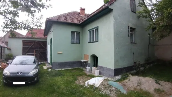 Casă 3 camere Sebesu de Sus - poza 1