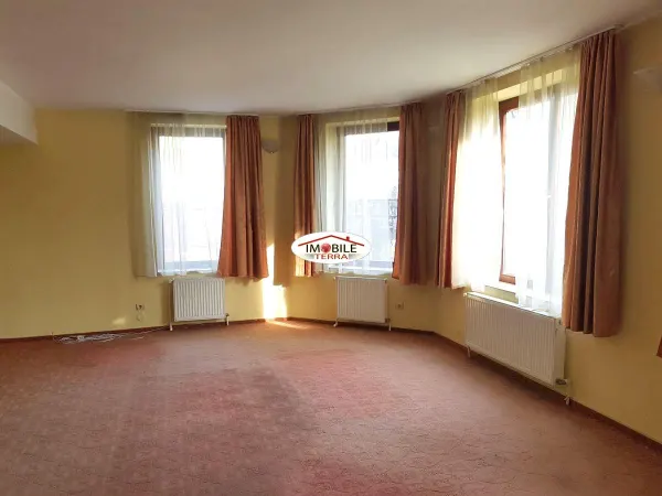 Casă 4 camere Sibiu - poza 2