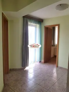 Casa de inchiriat pentru locuit sau firma pe Cl. Dumbravii - foto 7