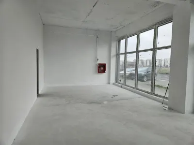 Spatiu comercial de inchiriat pe bulevardul Mihai Viteazu - foto 2