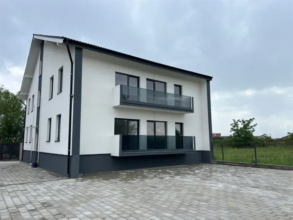 Casă 9 camere Sibiu - poza 1