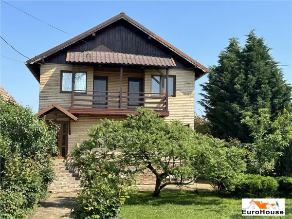 Casă 4 camere Alba Iulia - poza 1