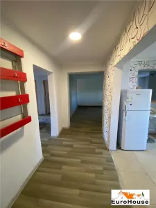 Apartament cu 3 camere de vanzare in Alba Iulia - foto 6