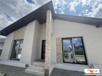 Casa pe un nivel de vanzare in Alba iulia - foto 3
