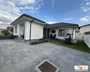 Casa pe un nivel de vanzare in Alba Iulia Cetate - foto 24