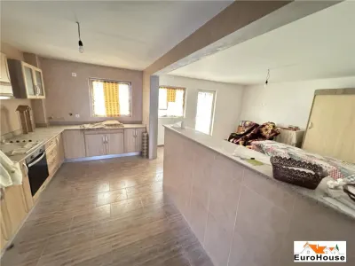 Casa tip duplex de vanzare in Santimbru - foto 9