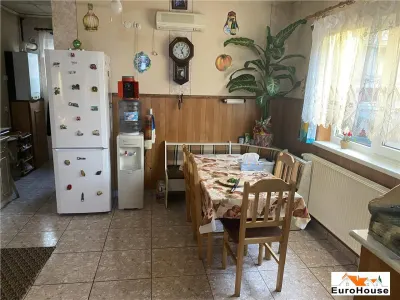 Casa de vanzare in Alba Iulia - foto 2