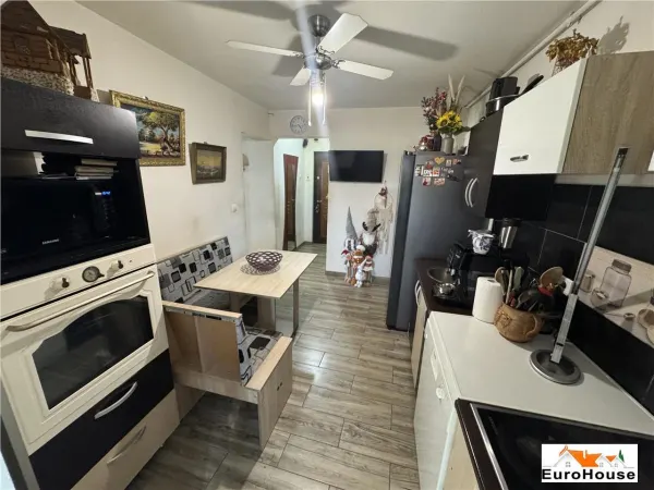 Apartament 3 camere Alba Iulia - poza 1