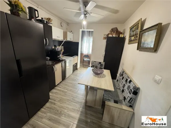 Apartament 3 camere Alba Iulia - poza 2