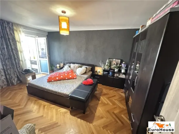 Apartament 3 camere Alba Iulia - poza 4