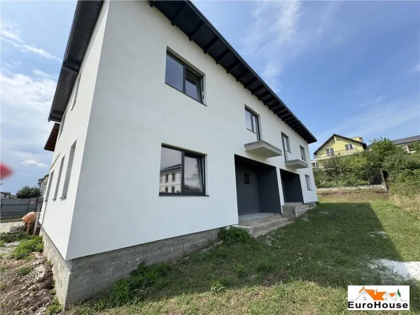 Casă 4 camere Alba Iulia - poza 1
