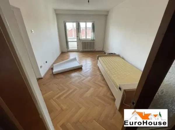 Apartament 3 camere Alba Iulia - poza 1