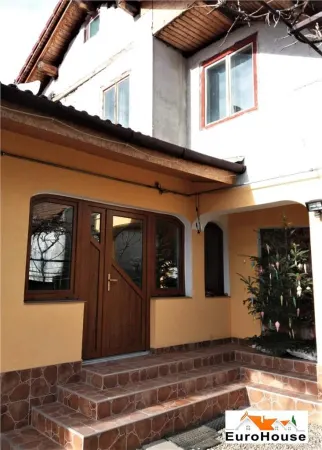 Casă 10 camere Alba Iulia - poza 1