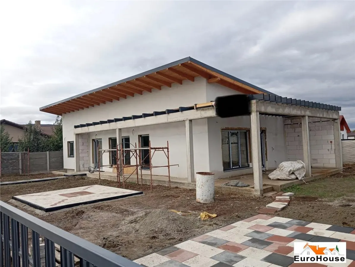 Casă 4 camere Alba Iulia - poza 1