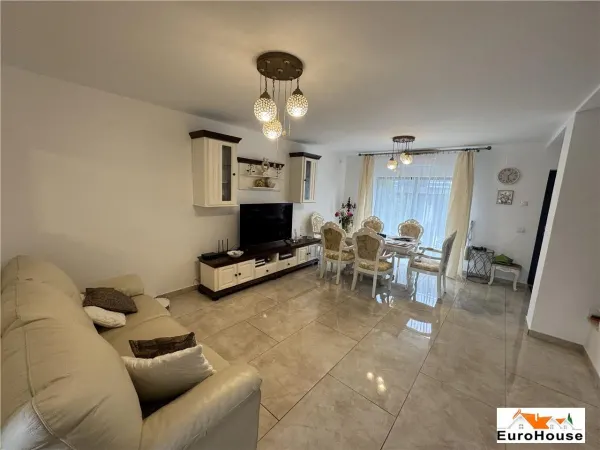 Casă 5 camere Alba Iulia - poza 2