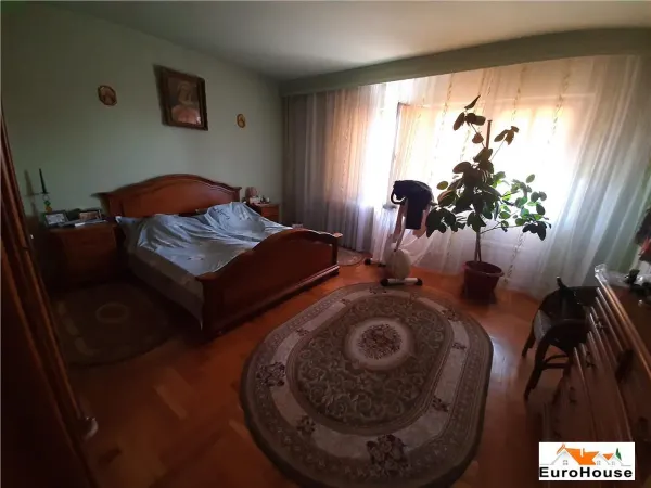 Casă 11 camere Alba Iulia - poza 11