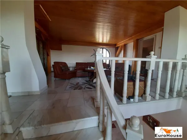 Casă 11 camere Alba Iulia - poza 13