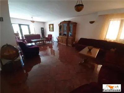 Casa tip vila de vanzare in Alba Iulia - foto 3