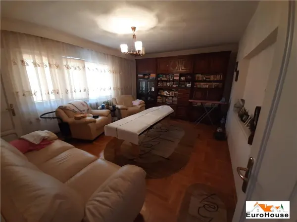 Casă 11 camere Alba Iulia - poza 8