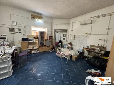 Apartament pretabil si pentru spatiu comercial de vanzare in Alba Iulia - foto 4