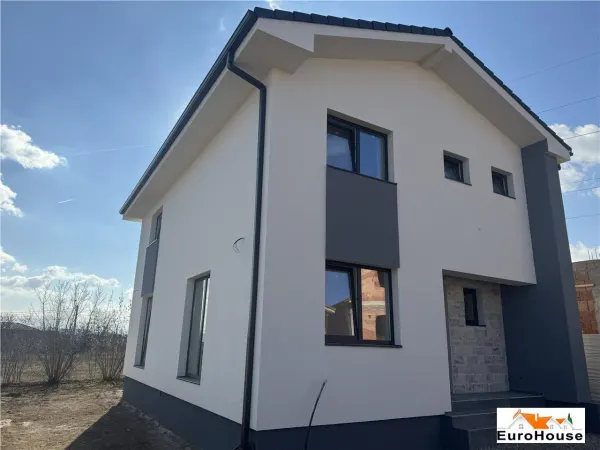 Casă 4 camere Alba Iulia - poza 2